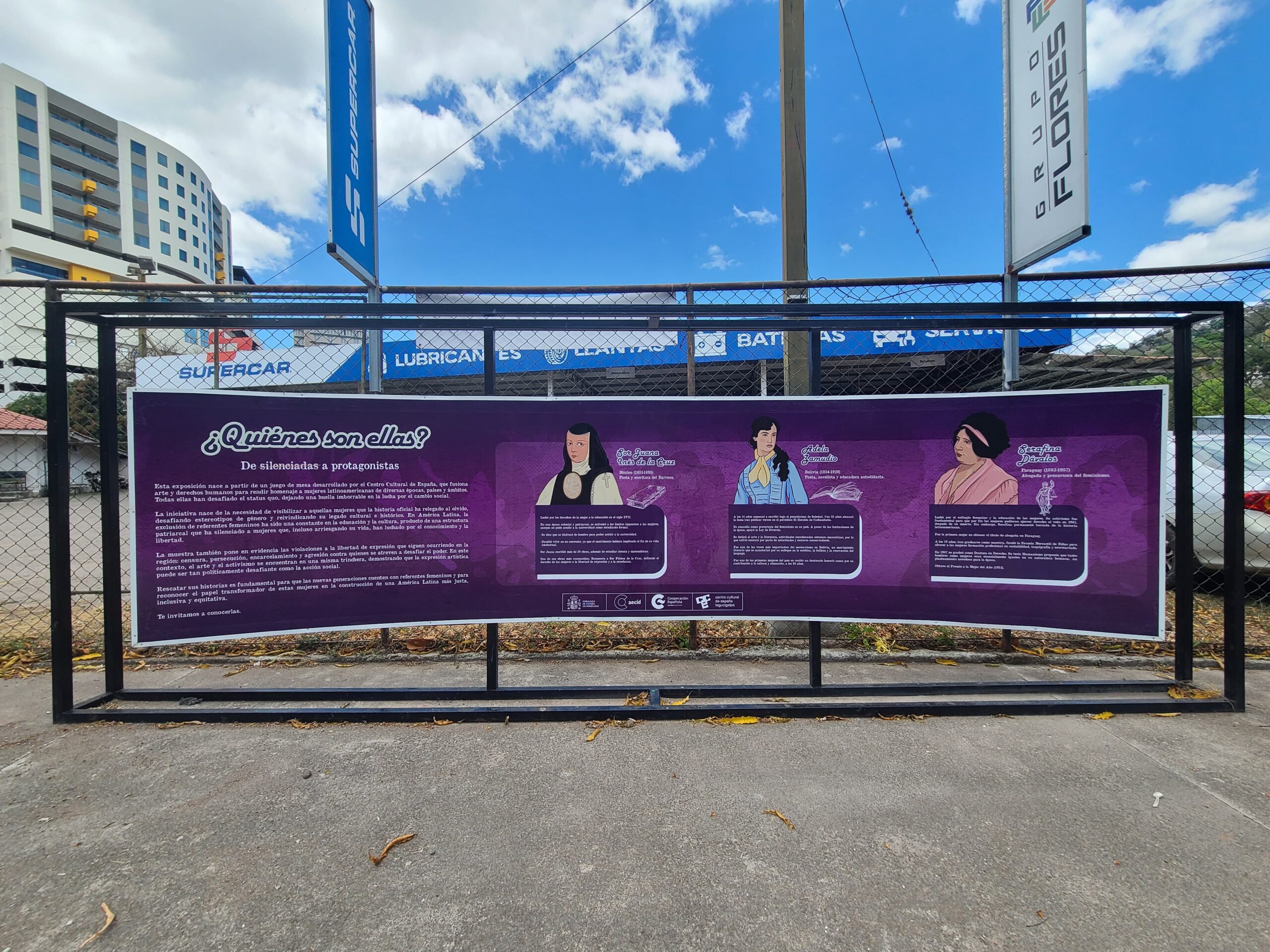 Orden cronológico: Sor Juana la Inés de la Cruz (MX), Adela Zamudio (BOL) y Serafina Dávalos (PAR)